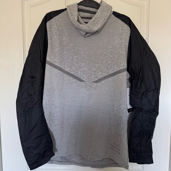 Nike Therma-Fit ADV Run Division Midlayer Shirt - Picture 4 of 12